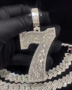 Compre un Colgante de Diamante Personalizado con el Número 7, con Incrustaciones de Diamantes VVS Moissanite, Estilo Hip Hop, Plata de Ley 925, Corte Baguette, Número de la Suerte - Product Image 3