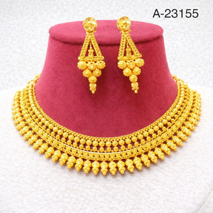 Conjunto de Joyería Étnica Nupcial Tradicional Chapado en Oro Modelo 23169 con Motivo Triangular, Collar Colgante y Pendientes para Fiesta de Moda - Product Image 3