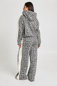 Sweat à capuche zippé pour femme, imprimé léopard blanc et noir, en polaire premium, streetwear décontracté, tissu doux, sweat à capuche personnalisé, saison hiver pour femme - Product Image 6