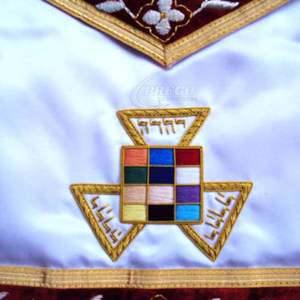 ผ้ากันเปื้อนพิธีกรรมฟรีเมสันระดับพระสูตรหลวง รอยัลอาร์ช ชั้นสูงสุด - ผ้าไหมซาตินสีขาวและผ้ากำมะหยี่สีแดง - Product Image 2