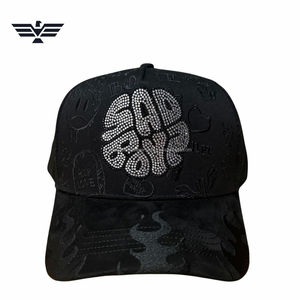 Casquette de baseball personnalisée blanche et rouge, broderie 3D, 6 panneaux, fermeture snapback |   Casquette de sport unisexe réglable pour équipe |   Premium Respirant pour Adultes - Product Image 2