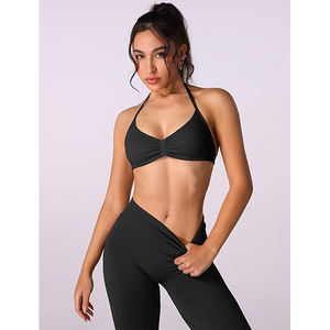 Ensemble de yoga pour femmes, soutien-gorge de sport croisé, leggings taille haute, technologie de matériaux avancés, certifié écologique, nylon et élasthanne - Product Image 4