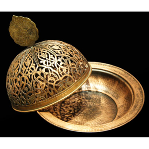 Plateau de service en métal au design rustique pour dattes, noix, bonbons et fruits secs, idéal pour la table, la maison, l'Aïd et le Ramadan - Product Image 6