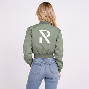 Chaqueta Bomber Corta para Mujer con Logotipo Personalizado, Chaqueta de Nailon a la Moda, Chaqueta Corta de Estilo Urbano para Mujer, Chaqueta Ligera Tipo MA Flight - Product Image 4
