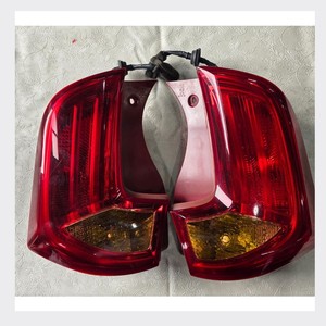 Feux arrière compatibles d'occasion pour paire de feux arrière gauche et droit 92401-TY0 Rouge, pièces auto coréennes - Product Image 4