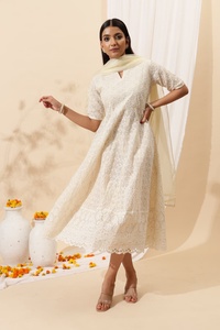 Elegante Vestido Anarkali Chikankari con Dupatta para Mujer - Vestido para Fiesta de Bodas - Product Image 4