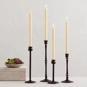 Candelabro Decorativo de Metal Negro con 4 Brazos y Diseño de Hojas, Centro de Mesa Rústico para Decoración del Hogar - Product Image 3