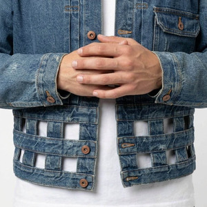 <b>Men's</b> Denim <b>Jacket</b> With Hole Decoration Washed Cotton <b>Casual</b> Style Turn-down Collar Regular Fit Autumn Wear - Product Image 6
