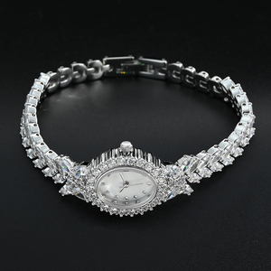 Reloj de Pulsera de Lujo para Mujer, Modelo Y1207, con Logotipo Personalizado, con Circonitas y Diamantes, para Negocios de Moda - Product Image 6