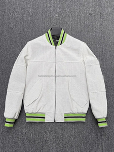 Veste bomber pour homme en véritable peau de mouton, respirante, à découpes, douce, blanche, style baseball - Product Image 1