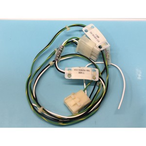 LAM 853-034356-001 Faisceau de câblage AC Gap Barrel HTR - Équipements et pièces semi-conducteurs d'occasion fiables à l'échelle mondiale - Product Image 1