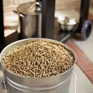 Pellets de Biomasa a Granel a Precio Económico para Calefacción, Alta Eficiencia Energética, Baja Producción de Cenizas, Combustión Limpia y Manejo Conveniente - Product Image 4