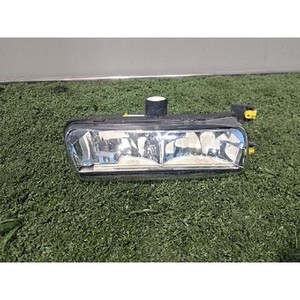 Feu antibrouillard droit d'occasion CK5215200 - Product Image 1