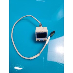 SMC ZSE30AF-C4L-P-M ใช้เป็นอะไหล่อุปกรณ์เซมิคอนดักเตอร์รุ่นเก่า - Product Image 1