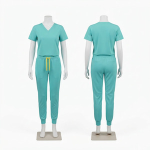 Uniforme Médico Unisex Premium de Lona de Poliéster y Spandex de 180 GSM, Blusa con Cuello en V Elástica y Pantalones Cargo Color Verde Azulado para Trabajo Médico - Product Image 1