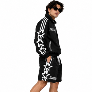 Vente en gros de shorts coupe-vent graphiques noirs tendance personnalisés, shorts de veste imperméables zippés, streetwear, sportswear, sweats à capuche en nylon en gros - Product Image 3