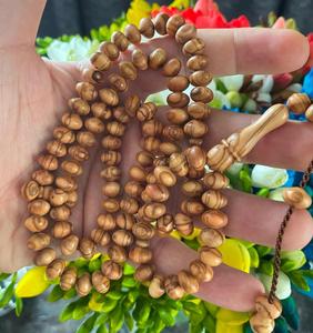 Tasbih en bois naturel poli, écologique et de qualité supérieure, pour la prière islamique et le Dhikr, perles de prière musulmanes faites à la main pour le quotidien - Product Image 5