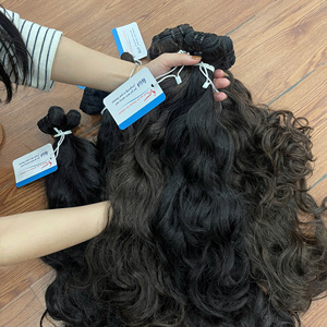 Fournisseur de Cheveux Naturels : Mèches de Cheveux Ondulés et Lisses, Double Trame, Cheveux Bruts, Plusieurs Couleurs, Couleur Naturelle - Product Image 3