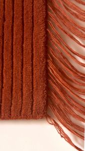 Alfombra india gujarati de concepto único, obra maestra, alfombra suspendida, hecha a mano con lana de Nueva Zelanda, antidesgarro, de pelo alto y grueso, abstracta, de látex. - Product Image 2