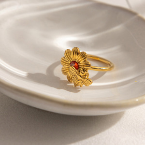 Wholesale Classic <b>Adjustable</b> 18K Gold Plated Stainless Steel Daisy <b>Ring</b> with ZIRCON for Women Open Index Finger <b>Ring</b> - Product Image 5