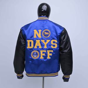 Chaquetas Varsity de Satén con Bordado Frontal y Trasero Personalizado de Calidad Premium, Chaquetas de Béisbol de Satén, Chaquetas Bomber - Product Image 5