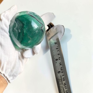 Sphère de cristal de fluorite verte polie pour cadeau, méditation, vente en gros - Product Image 4