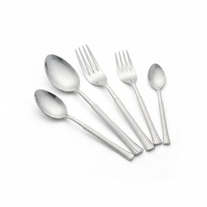 Ensemble de couverts de luxe en acier inoxydable avec manche léger en aluminium, comprenant cuillère, fourchette et couteau, service de table de 5 pièces avec boîte - Product Image 3