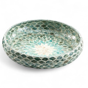 Plato Redondo para Servir de Nácar, Hecho a Mano, con Mosaico de Concha de Abulón, Plato Decorativo Profundo - Product Image 1