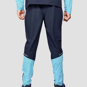 Survêtements à capuche coupe-vent personnalisés de haute qualité pour hommes - Vêtements de mode imperméables et respirants - Product Image 6