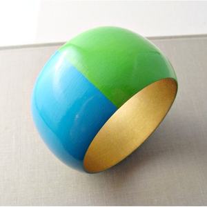 Accessoires de mariage traditionnels, bracelets en bois faits à la main, forme de bracelet - Product Image 1