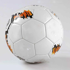 Balones de Fútbol Oficiales de Clubes de Fútbol en Oferta, Balones de Fútbol Sin Costuras de Alta Calidad Hechos en Pakistán - Product Image 1
