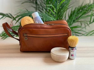 Bolsa de Aseo de Cuero Genuino con Bolsillo Interno Personalizado, Neceser de Viaje para Hombre, Estuche Cosmético Impermeable para Afeitar LYG-0179 - Product Image 1