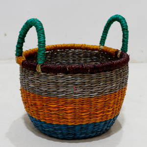 Panier de rangement en rotin tissé à la main coloré avec poignées vertes, forme de bol multi-usages - Product Image 2