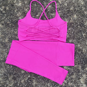 Ensemble de sport 2 pièces écologique et respirant à motif uni : soutien-gorge et leggings, short taille haute élastique pour le yoga - Product Image 4