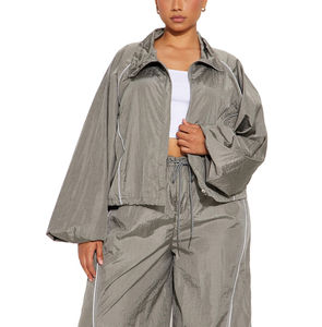 Conjunto Corto de Nailon Delgado para Mujer, Fabricado a Medida, con Logotipo Bordado, Traje Cortavientos con Pantalones Deportivos de Poliéster, Talla Personalizada - Product Image 5