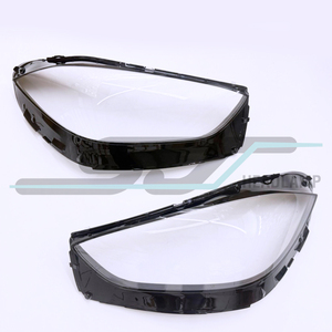 Pour Mercedes Benz Classe C W206 Ensemble de lentilles de phares en polycarbonate - Product Image 4