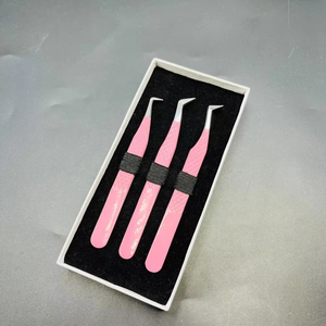 Pinzas Profesionales para Extensión de Pestañas de Acero Inoxidable con Recubrimiento en Polvo Rosa Bebé, Ligeras, Antibacterianas y de Alta Calidad - Product Image 1