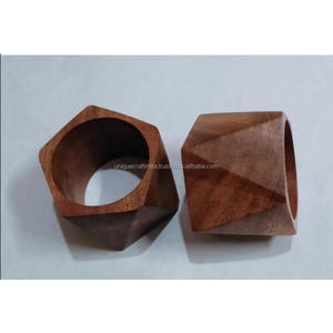 Juego de 6 Anillos para Servilletas de Madera con Forma Geométrica Única, Ecológicos, Hechos a Mano en India, Modernos y Elegantes para la Mesa del Comedor - Product Image 5