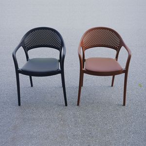 Chaise en plastique moulé de style King, couleur beige, nouvelle édition - La chaise de jardin pour événements exclusifs et importants - Product Image 4