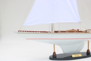 Modèle de bateau à voile en bois fait main - Yacht classique de style français peint, modèle réduit, décoration pour la maison et le bureau, Bijou - Product Image 4
