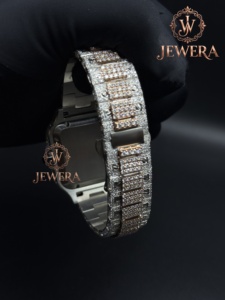 Montre en acier inoxydable de qualité supérieure Mossinate avec un design haut de gamme et des élégantes touches de diamants pour hommes et femmes - Product Image 2