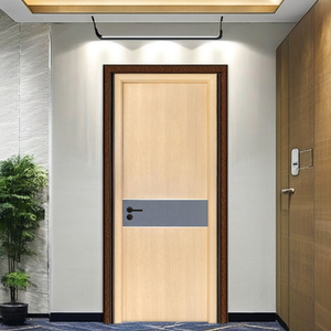 Panel de pulido impermeable diseño moderno habitación interior plástico compuesto WPC puerta de madera para casa fabricante de Vietnam - Product Image 1