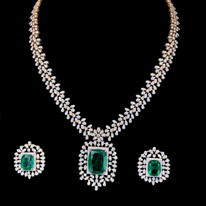 Conjunto de Collar con Esmeralda para Mujer, Chapado en Oro Amarillo de 18 Quilates, Certificado por IGI, 9.58 ct, Diamantes Naturales Brillantes EF VVS-VS, Lujoso - Product Image 3