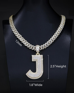 Colgante personalizado de una sola letra o número, joyería con diamantes de moissanita VVS en plata 925 y chapado en oro - Product Image 1