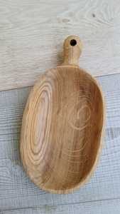 Planche de service longue en bois de noyer de luxe avec poignée, planche à charcuterie polyvalente, délices culinaires, réversible - Product Image 6