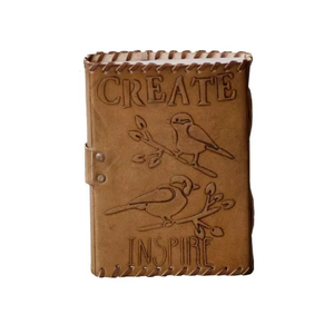 Carnet en cuir véritable fait main, design classique en relief CREATE avec oiseaux, couverture rigide cousue, carnet de croquis pour artistes, écrivains, animaux - Product Image 4