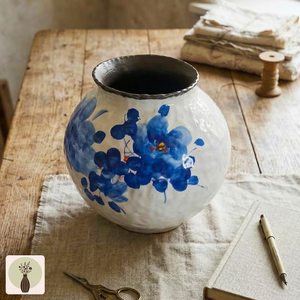 Handmade Nordic Home Decor Clay Ceramic Trendy Round Stripe Flower Vase with Creative Flowers for Wedding Centerpieces Matte - Product Image 5