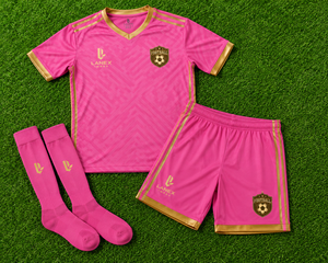 Ensemble maillot et short de football personnalisé – Tenue de football haut de gamme pour hommes et garçons – Vêtements de sport légers et performants pour les matchs - Product Image 6