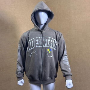 Sudadera con capucha gris con cremallera, estilo acid wash, oversize, con pedrería y patchwork, estilo streetwear, con logo personalizado - Product Image 3