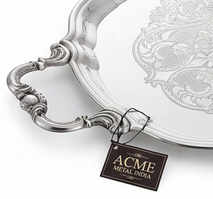 Plateau de service artisanal de style vintage en argent plaqué avec motif floral, finition métallique polie, pour événements résidentiels, mariages, hôtels - Product Image 2
